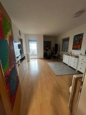 Familienfreundliche 4-Zimmer-Wohnung mit Balkon und Parkplatz in Luftenberg ab 01.01.2025