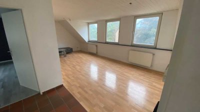 Stilvolle DG-Wohnung in Frechen-Königsdorf