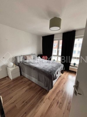 Helle Etagenwohnung mit EBK, Vollbad und Balkon in der östlichen Altstadt