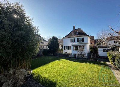 Charmantes Einfamilienhaus mit großem Garten im Heßheimer Viertel