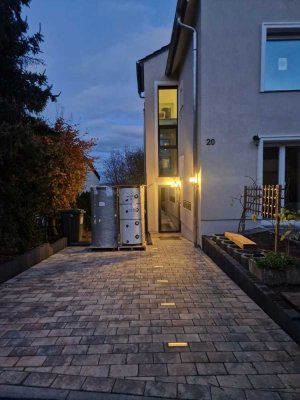 Neubauwohnung mit hervorragender Aussicht. Gegebenenfalls im Austausch für eine kleinere Wohnung.