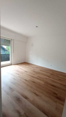 Kleine aber feine 1-Zimmer Wohnung in super Pendlerlage mit Einbauküche & Balkon