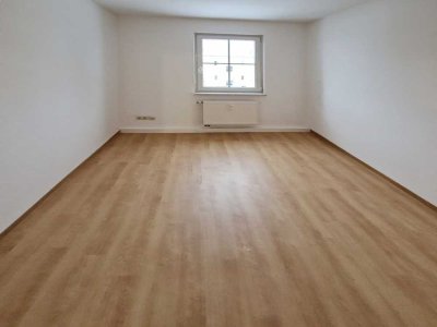 Willkommen in der grünen Idylle von Brandenburg - 2 Zimmer im EG warten auf Euch!