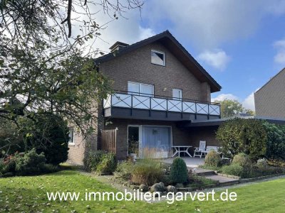 Gepflegtes Einfamilienhaus mit großem Garten und Garage in Ortsrandlage in Borken/Gemen