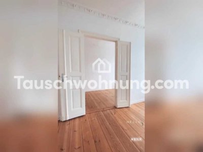 Tauschwohnung: Wunderschöne, helle sanierte Altbauwohnung, Stuck, Holzboden