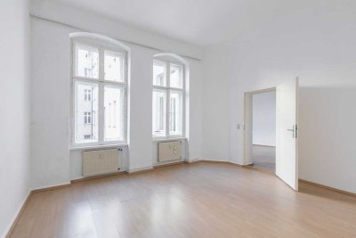 3-Zimmer-Altbauwohnung im 1. OG – Provisionsfrei – mitten in Berlin!