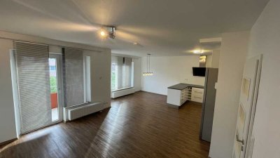 Sanierte 3-Zimmer-Wohnung mit Balkon in Ludwigshafen am Rhein