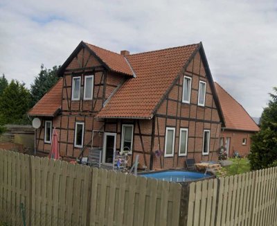 Attraktives Haus mit sechs Zimmern in Wathlingen