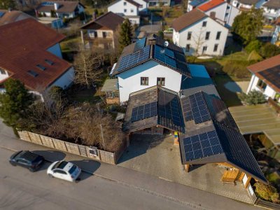 Einfamilienhaus nördlich vom Stadtkern - 26 kW moderne Photovoltaik - diverse Anbauten, sofort frei