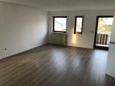 Erstbezug mit Einbauküche und Balkon: freundliche 4-Zimmer-Wohnung in Kirchhain