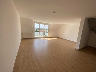 4 Raum DG-Maisonette-Wohnung mit Balkon - Tolle Lage