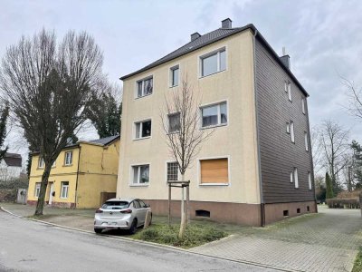 Re-Hillerheide: Top - Gepflegtes Mehrfamilienhaus/6 Wohnungen/ 5 Garagen/ Stellplätze/ Garten