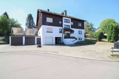 Großzügige 4-Zimmer-Dachgeschosswohnung mit Loggia, 2 Bädern und Garagenstellplatz