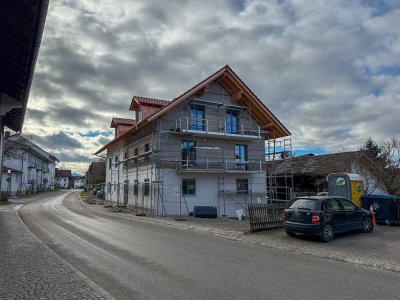 - Neubau Erstbezug - Großzügige 3 1/2 Zimmer Dachgeschoss Wohnung