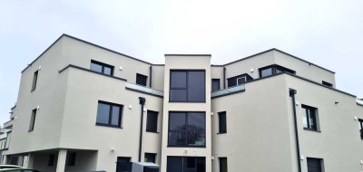 Seltenheit:  Moderne 3 ZKB-Neubau-Penthousewohnung mit Einbauküche, Aufzug, Balkon, Fußbodenheizung