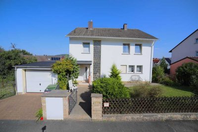 Charmantes Einfamilienhaus mit Blick auf die Festung Rothenberg