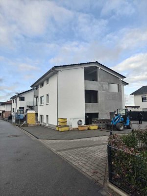 Erstbezug in barrierefreier Souterrain-Wohnung mit EBK, Freisitz und Garten in Schliengen