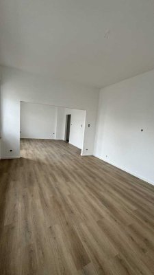 Erstbezug nach Sanierung: schöne 3-Zimmer-Wohnung mit Balkon in Weißenthurm