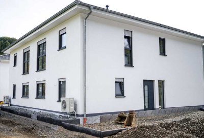 Neubau Doppelhaushälfte in gefragter Lage