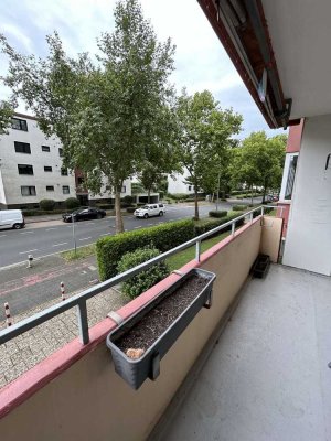 2 Zi.-ETW mit Balkon- Hildesheim/Bockfeld-verkehrsgünstig gelegen