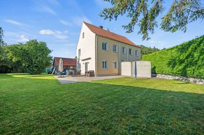 Saniertes Einfamilienhaus mit großem Garten