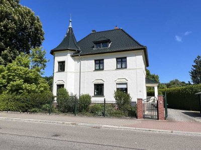 Stattliche Villa nahe Leipzig!