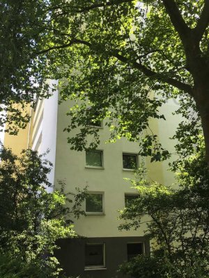 Flotte 2-Raum-Wohnung für Paare mit Balkon!