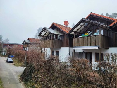 Freundliche 2-Zimmer-Wohnung mit EBK in Grafenwiesen