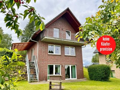 HORN IMMOBILIEN ++ Ferienhaus in Röbel an der Müritz