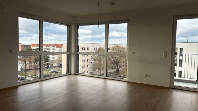 ab sofort! 3 Zi-Whg, Erstbezug! Balkon, Stellplatz, S-Bahn Fussläufig ca 10 min