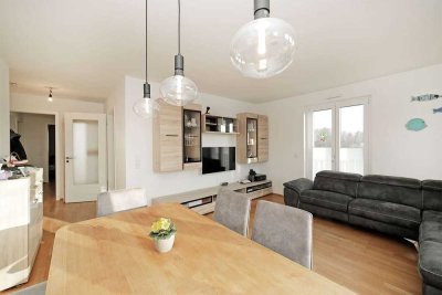 PV-Anlage, 2 Tiefgaragenstellplätze - 4-helle Zimmer und zwei Bäder