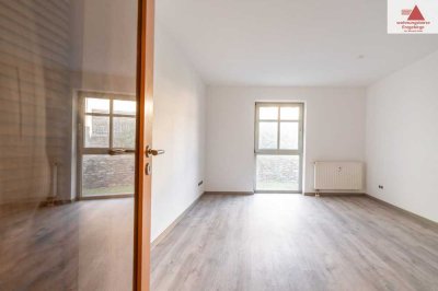 Kleine 1-Raum-Wohnung im Annaberger Zentrum - modern renoviert!!