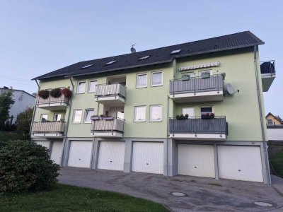 Schöne 2-Zimmer-Wohnung mit Balkon in Lauter-Bernsbach