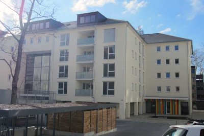 Geräumige, stilvolle 4-Raum-Maisonette-Wohnung mit gehobener Innenausstattung mit Balkon in Freiburg