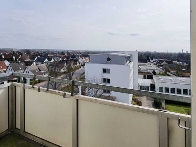 Wir renovieren Ihre neue 2-Zimmer-Wohnung mit Balkon und herrlicher Aussicht!