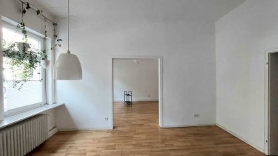 Renovierte 3-Zimmer-Erdgeschosswohnung mit Garten