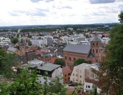 zentralgelegene attraktive Dachgeschosswohnung 5 ZKB  im Stadtzentrum Homburg/Saar