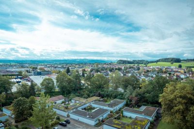 Schöne helle Wohnung mit Panoramablick und Balkon