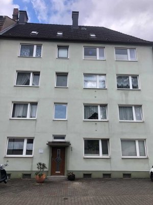 Große 3,5 Zimmerwohnung in GE-Ückendorf