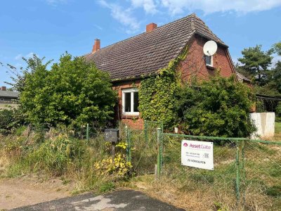 Haus zum Selbstausbau mit großem Grundstück - 12km zur Ostsee - keine Käuferprovision