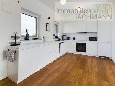 Moderne Eleganz trifft auf Komfort: Neue Penthousewohnung mit Dachterrasse und herrlicher Aussicht