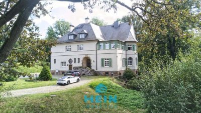 Erzgebirgisches Meisterwerk: Exklusive Villa mit sechs Wohnungen unter einem Dach.