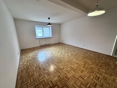 Liebevolle Singlewohnung ab sofort verfügbar!