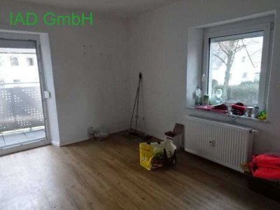 Schöne helle vermietete 2 Zimmerwohnung mit Balkon