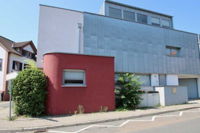 Architektenhaus für Individualisten mit Blick auf Frankfurt