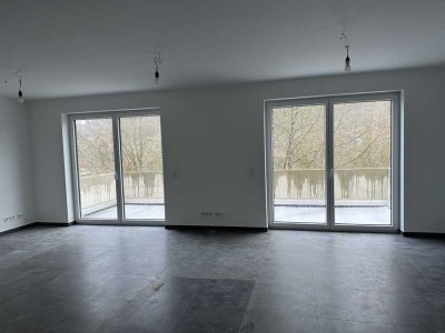 Zweistöckige, großzügige Neubauwohnung