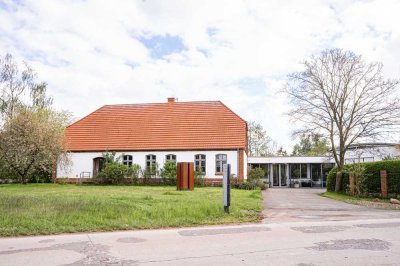 Moderne Werkstatt mit historischem Büro - und Wohnhaus Nähe Parchim in Mecklenburg