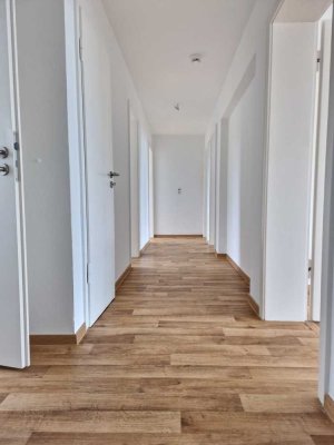 Geräumige 4-Zimmerwohnung mit großem Balkon