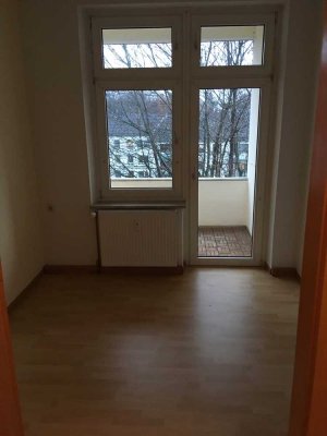 Großzügige 4-Raum Altbauwohnung in Mülheim-Eppinghofen