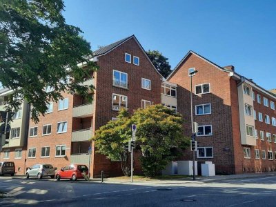 Attraktive 3-Zimmer-Wohnung mit Balkon in Kiel Blücherplatz